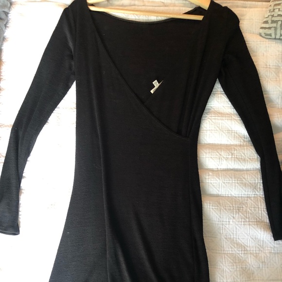 Aritzia Wilfred Free Bodycon Dress - Picture 2 of 3